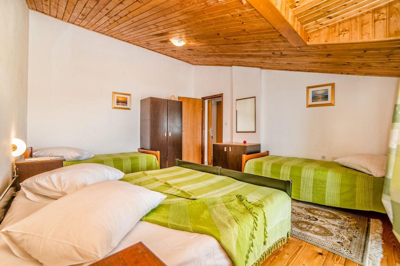 Apartments And Rooms Ana Pomer 217 Экстерьер фото