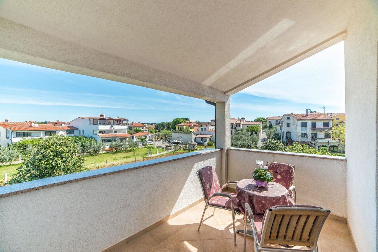 Apartments And Rooms Ana Pomer 217 Экстерьер фото